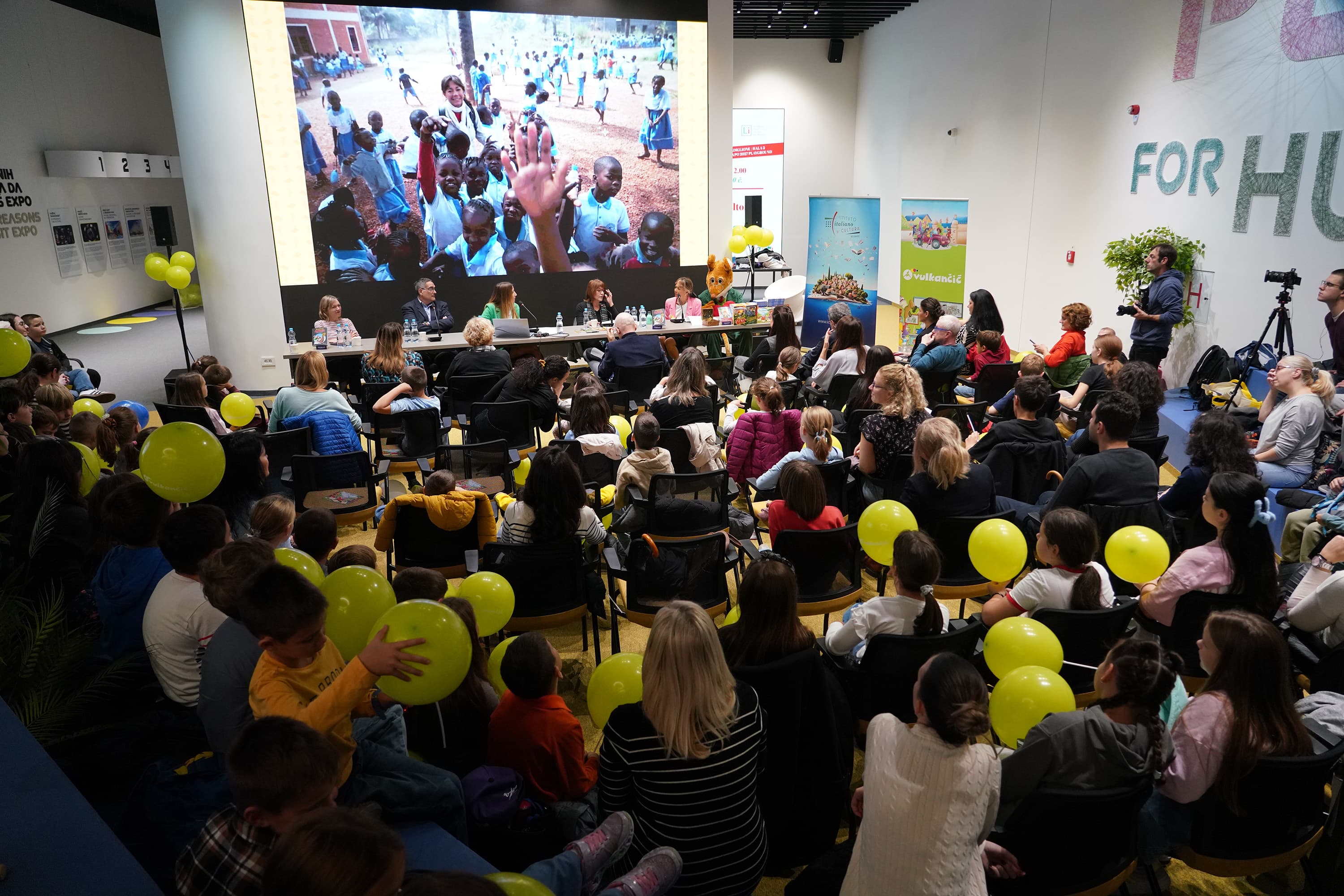 Serbia Read for Humanity: 811 Hours of Reading, 30 New Trees and One Shared Story